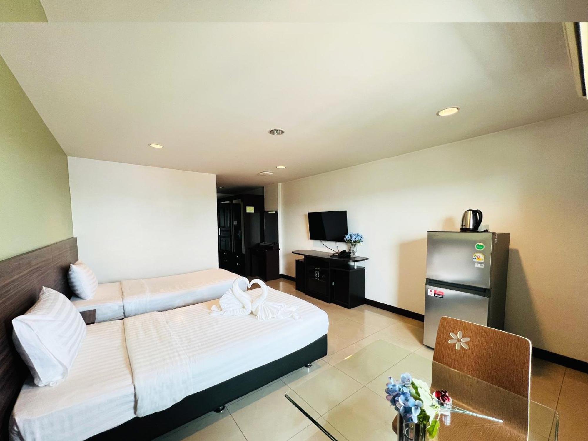 14 Place Bangkok Exterior photo