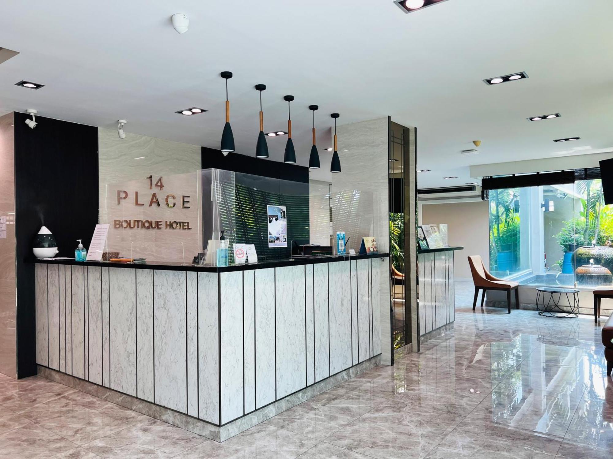 14 Place Bangkok Exterior photo