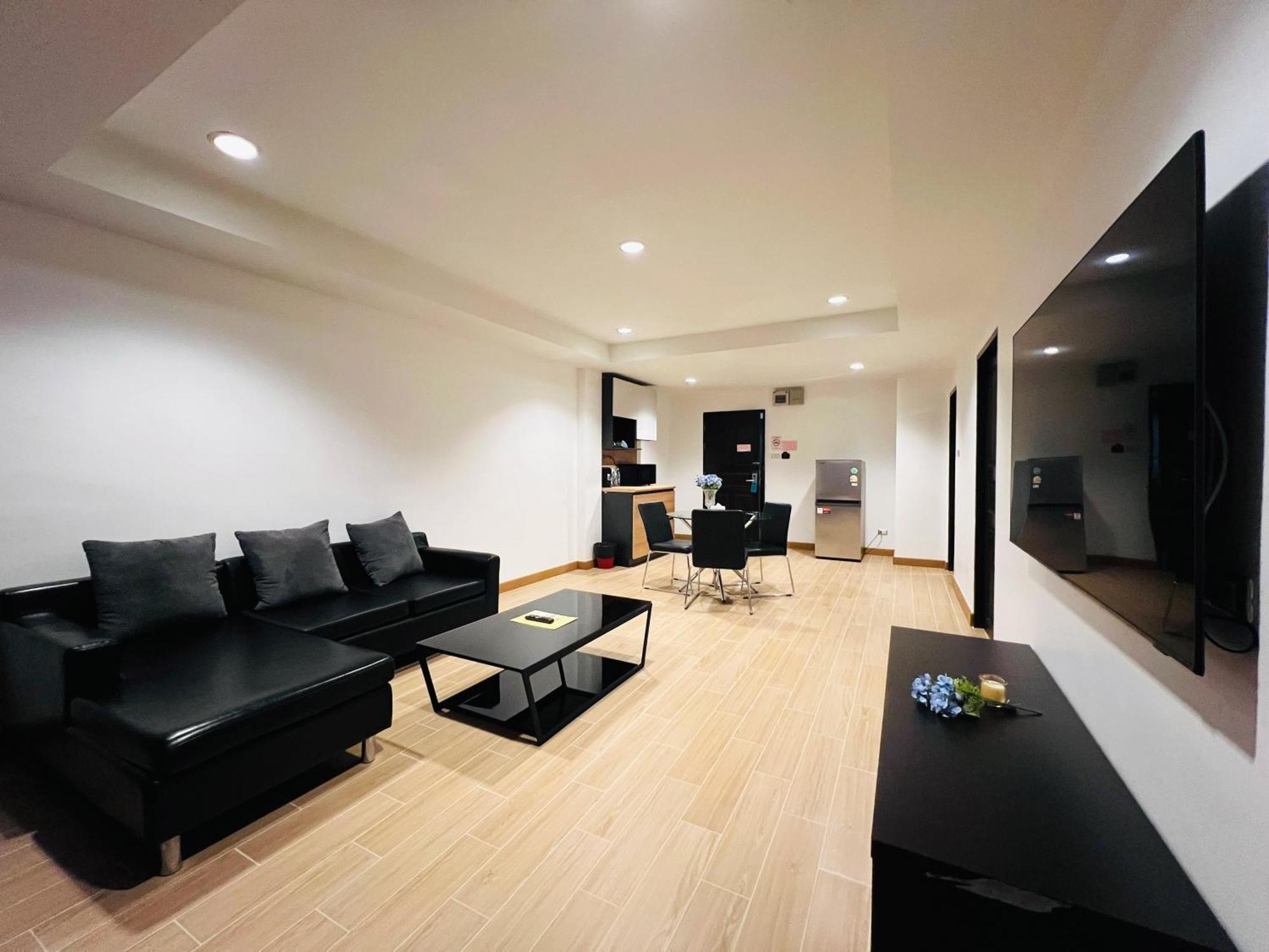 14 Place Bangkok Exterior photo